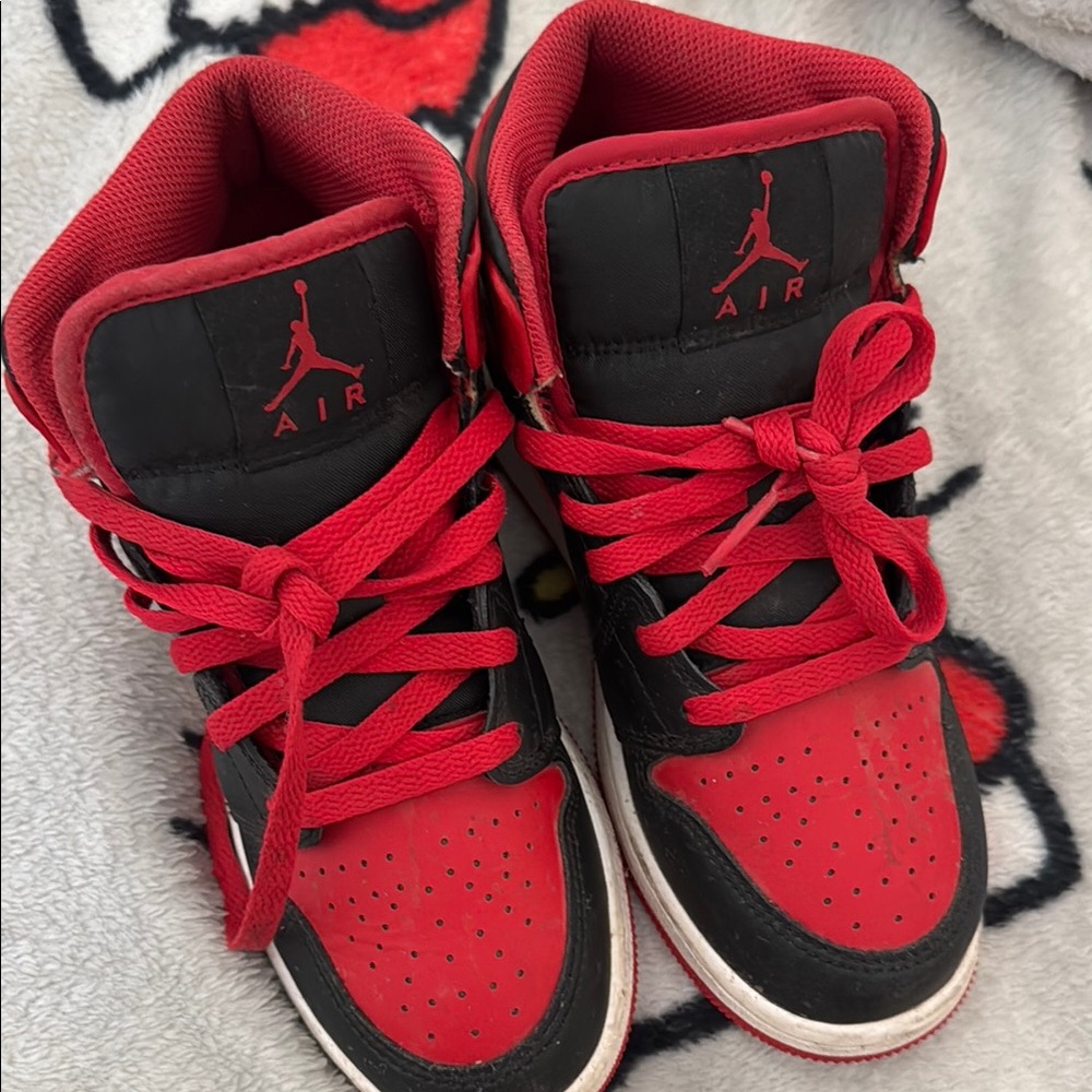 Jordan one Kids High-Top Sneakers - Black and Red
